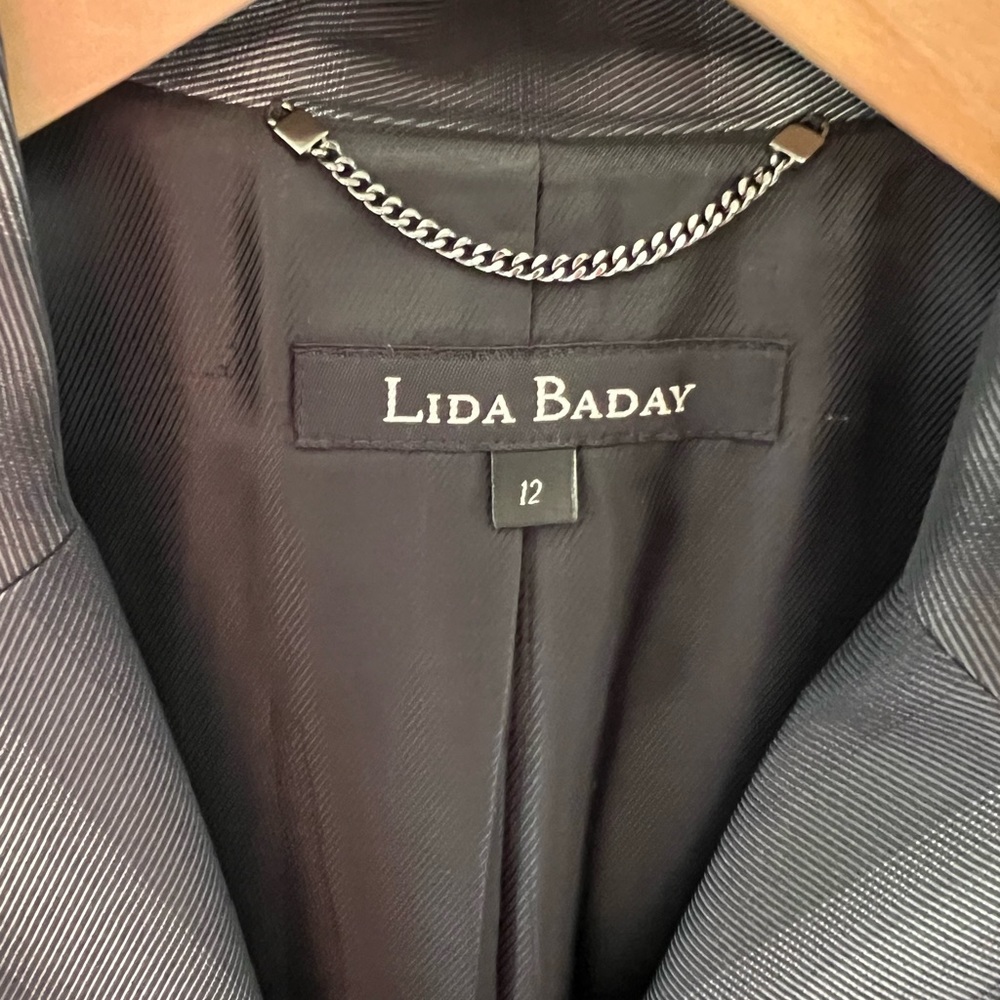 Sharp-Shoulder Tailored Jacket - image 5